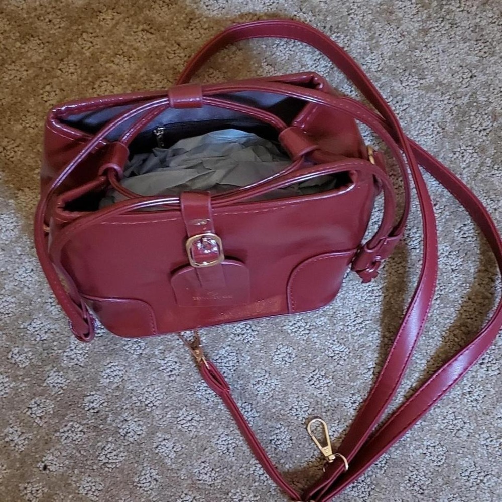 Burgundy small crossbody bag